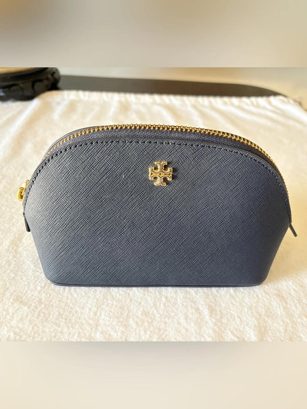 Tory Burch Navy Saffiano Zip Cosmetic Makeup Case Pouch w Gold Logo